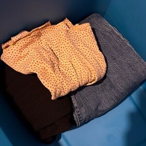 Semi surprise bundle - jeans, shorts, pants (Levi’s, Aerie, Reitmans)